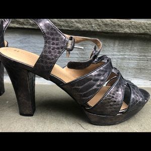 Snake Heels Naturalizer